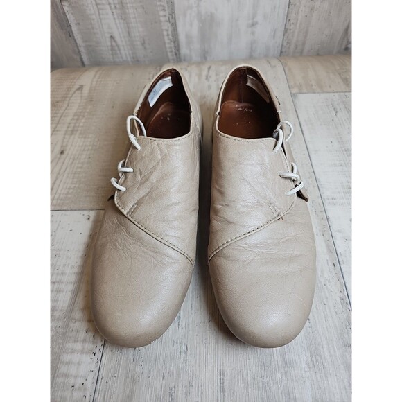 Sergio Tomani Tuka Leather Lace-Up Flats Tan Beige Shoes Size US Women’s 8.5 - Picture 1 of 11
